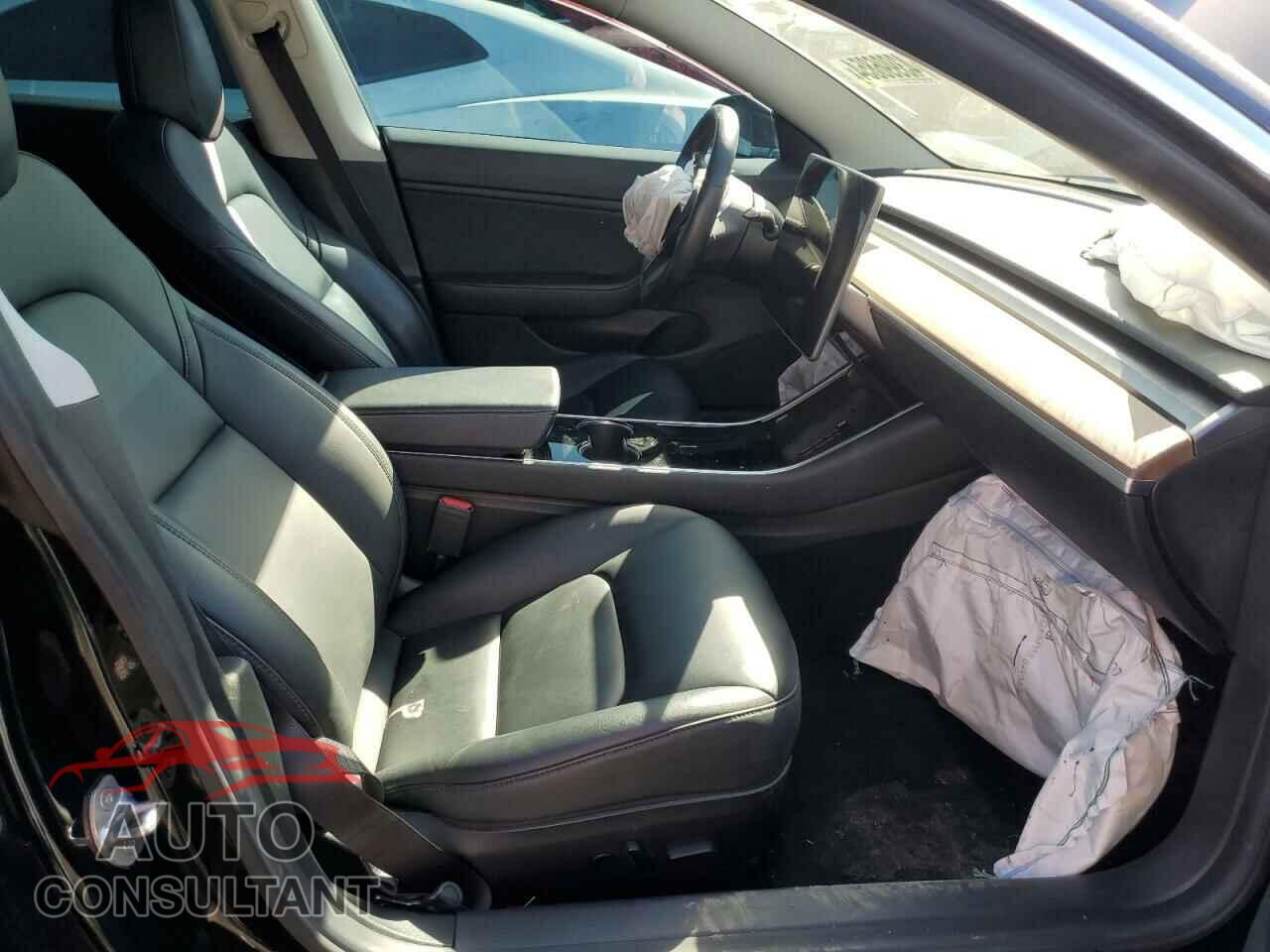 TESLA MODEL 3 2019 - 5YJ3E1EA0KF397638