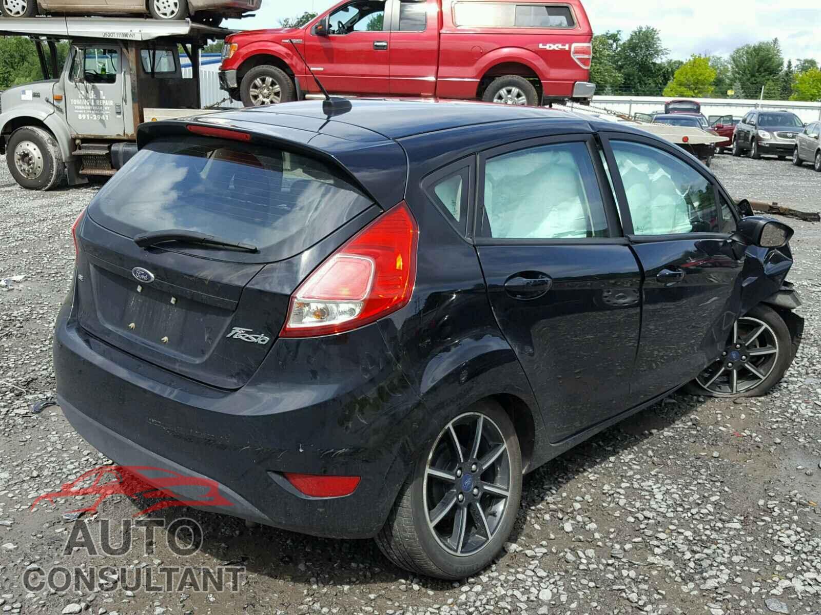 FORD FIESTA SE 2017 - 3FADP4EJ5HM134328