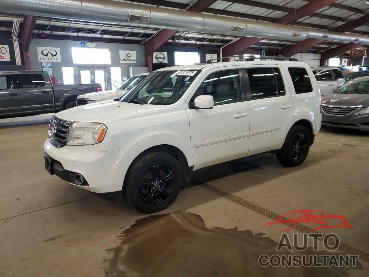 HONDA PILOT 2013 - 5FNYF4H50DB004534