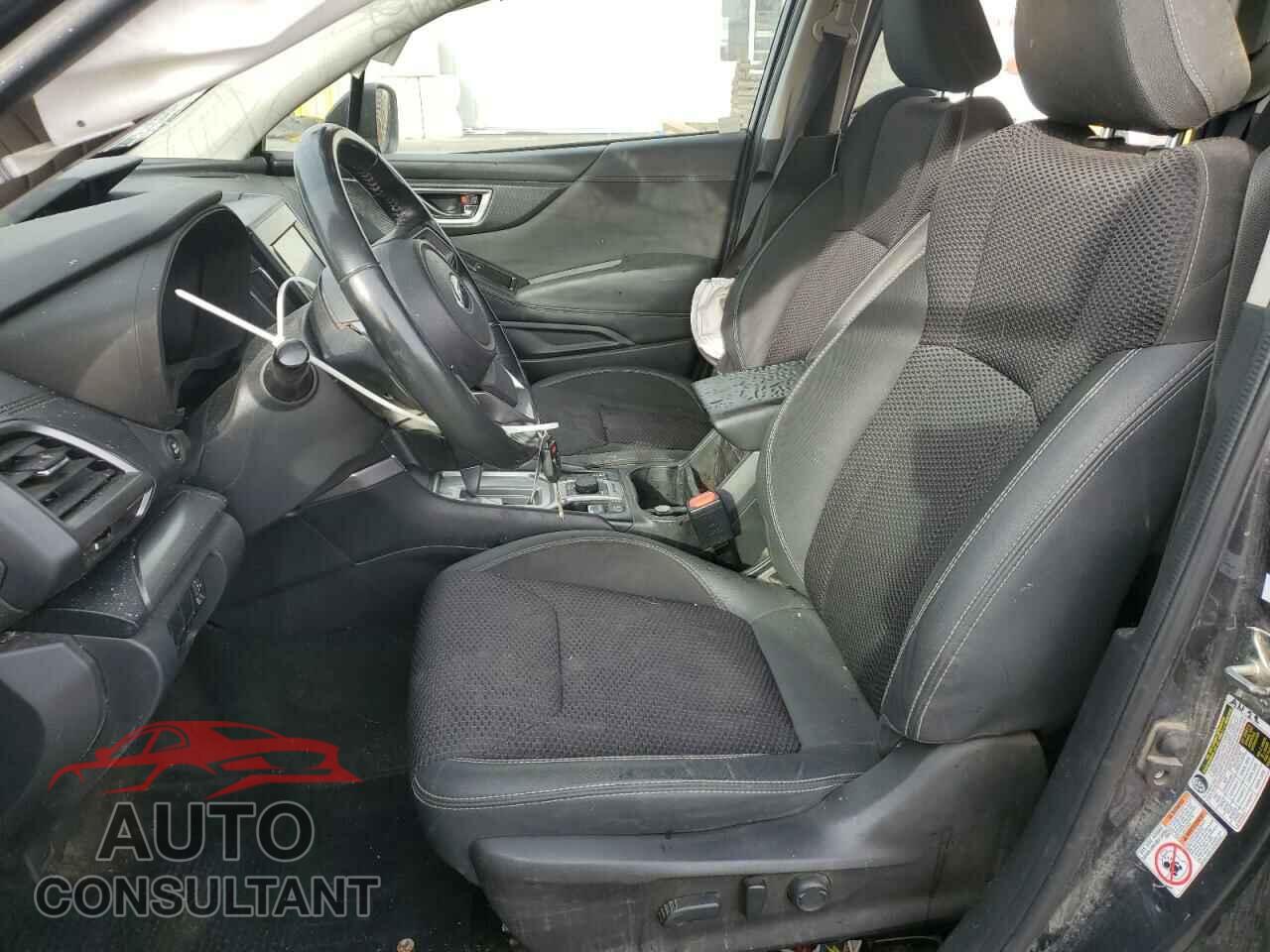 SUBARU FORESTER 2019 - JF2SKAEC0KH542801