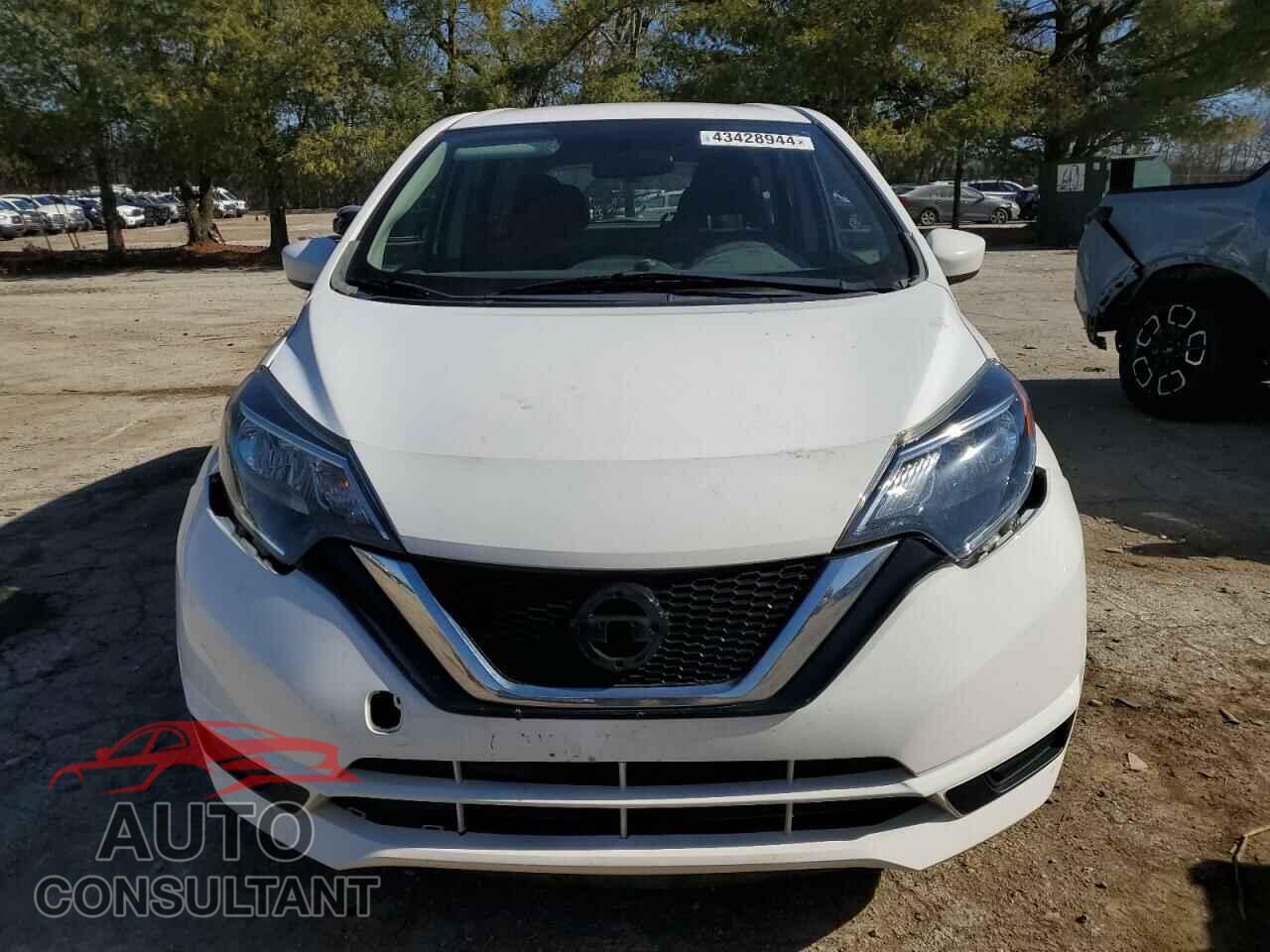 NISSAN VERSA 2017 - 3N1CE2CP3HL375918