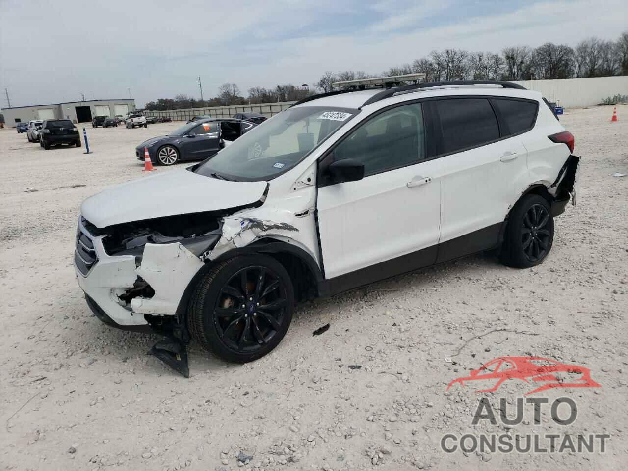 FORD ESCAPE 2019 - 1FMCU0GD0KUB64138