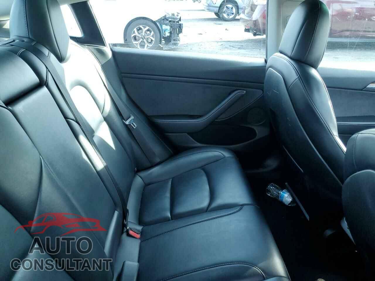 TESLA MODEL 3 2022 - 5YJ3E1EAXNF290519