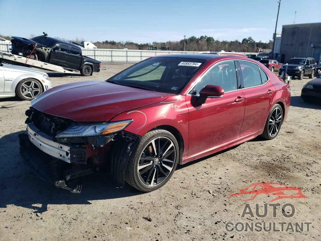 TOYOTA CAMRY 2018 - 4T1BZ1HKXJU505124