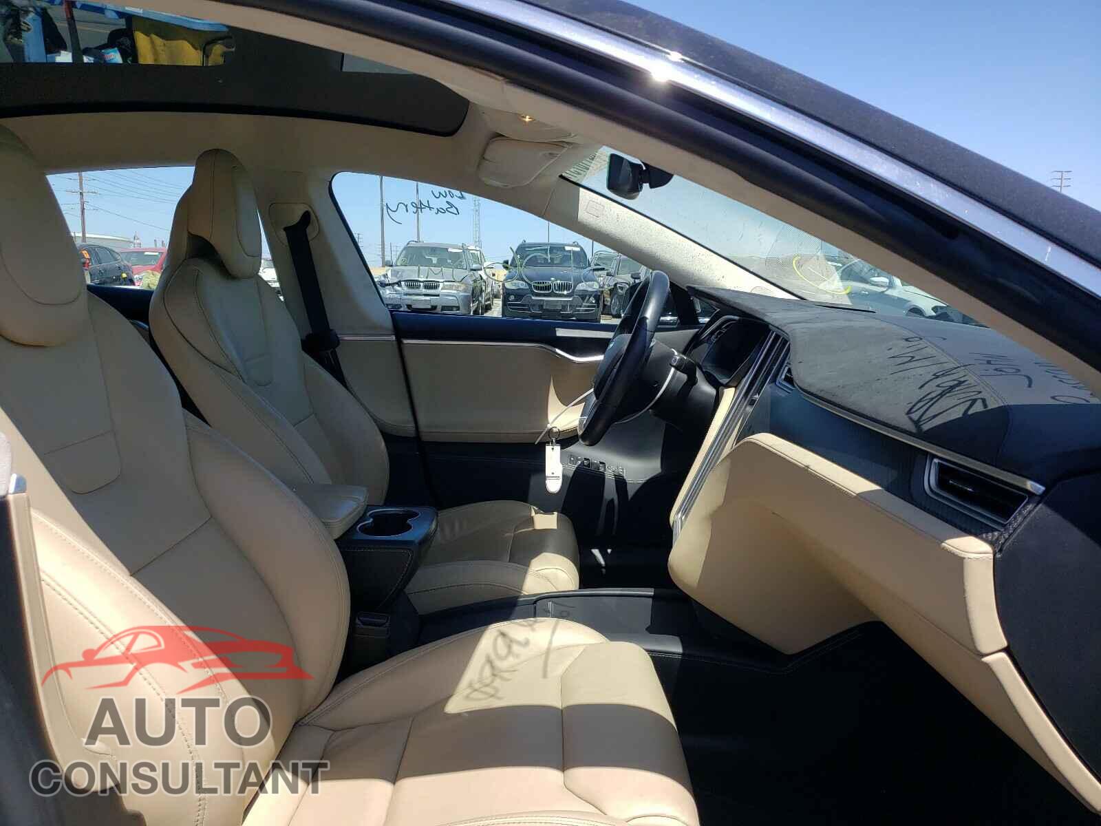 TESLA MODEL S 2017 - 5YJSA1E15HF191652