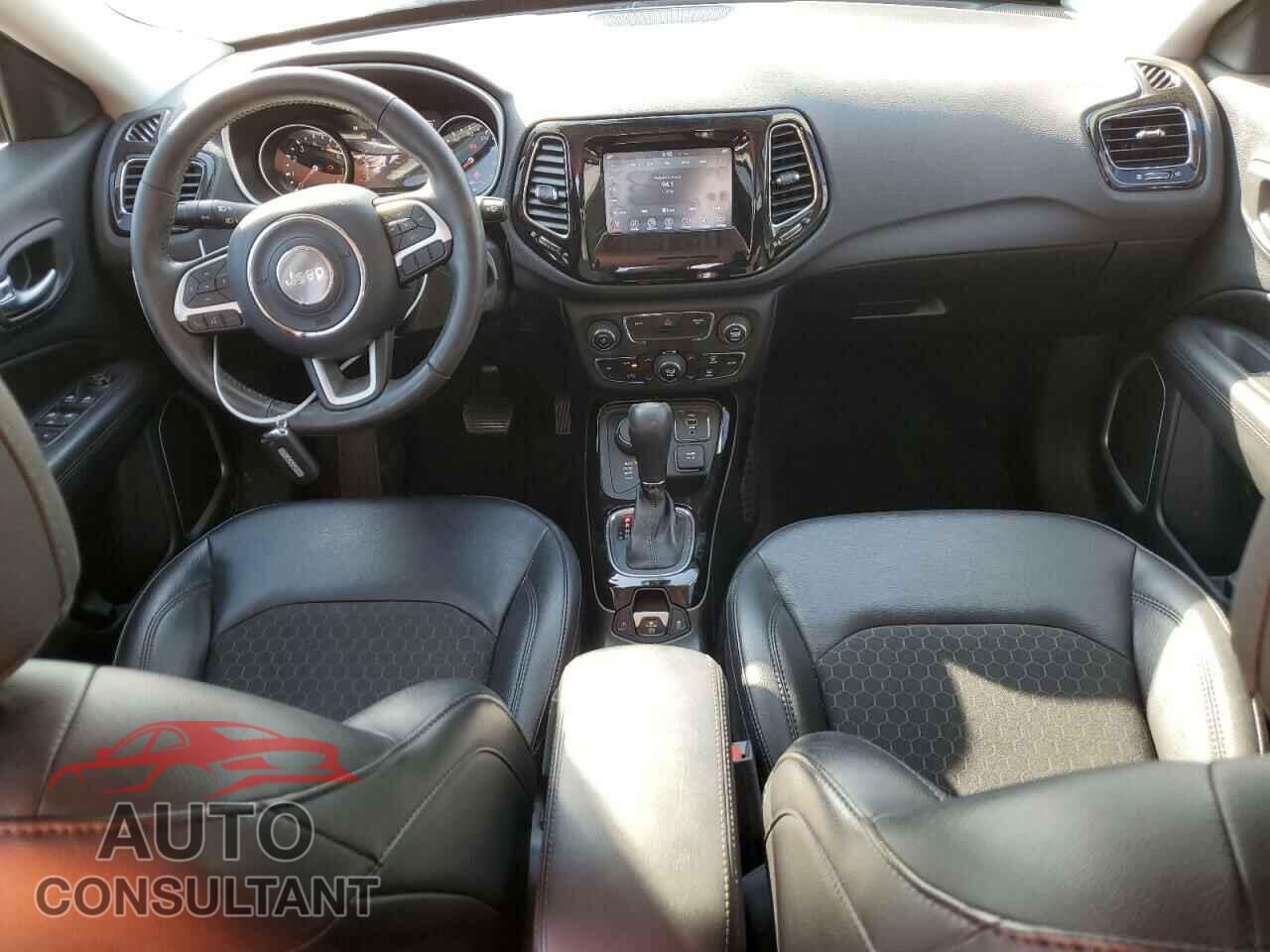 JEEP COMPASS 2019 - 3C4NJDBB4KT595059