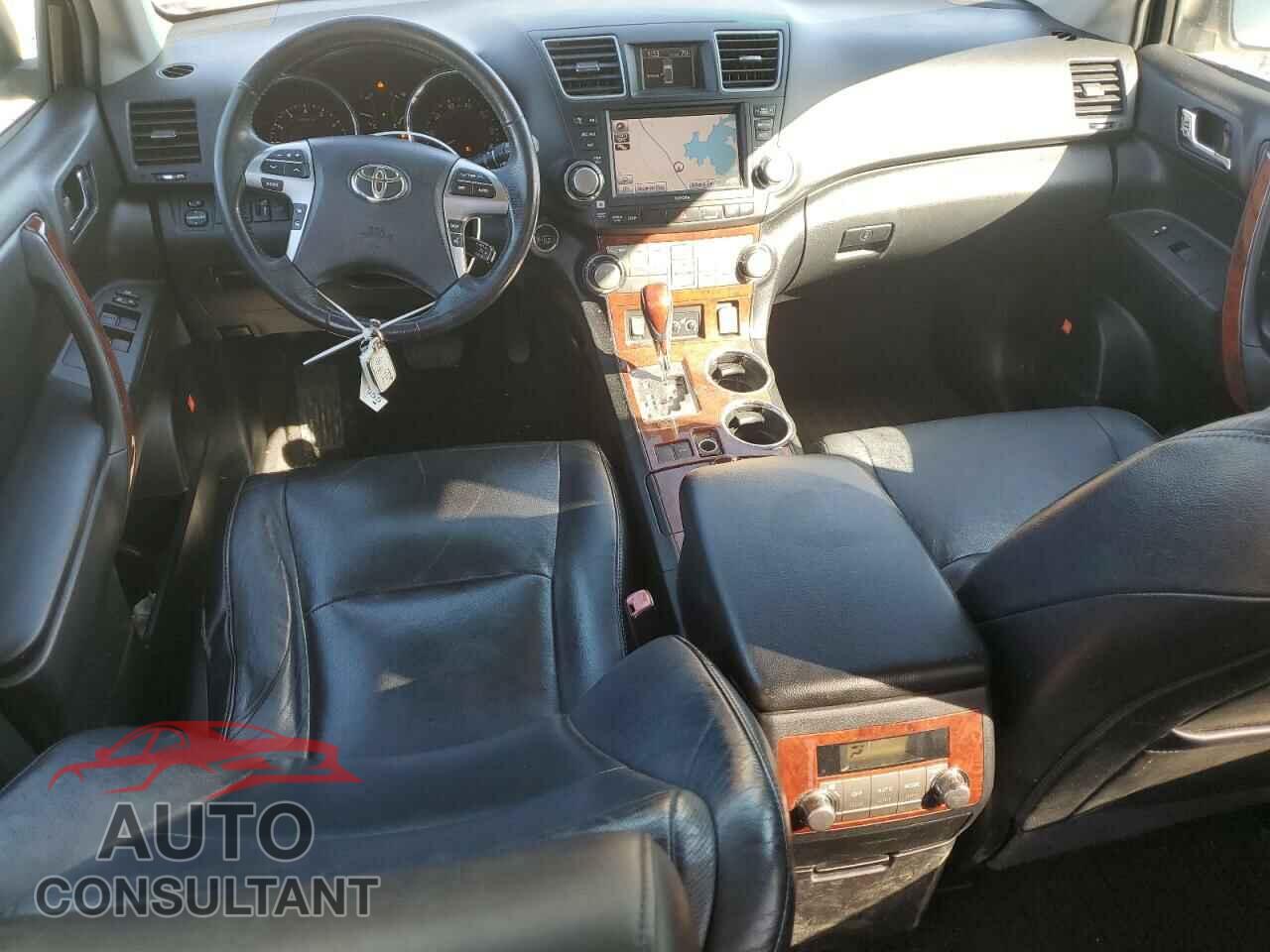 TOYOTA HIGHLANDER 2011 - 5TDYK3EH0BS029902