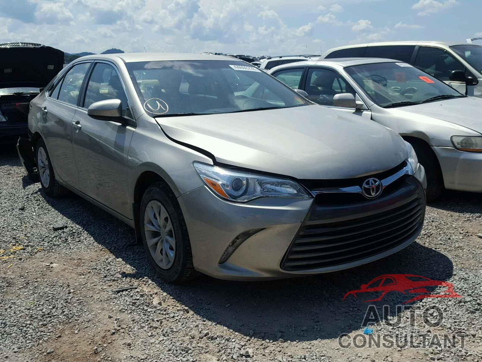 TOYOTA CAMRY 2015 - 4T4BF1FK9FR492388