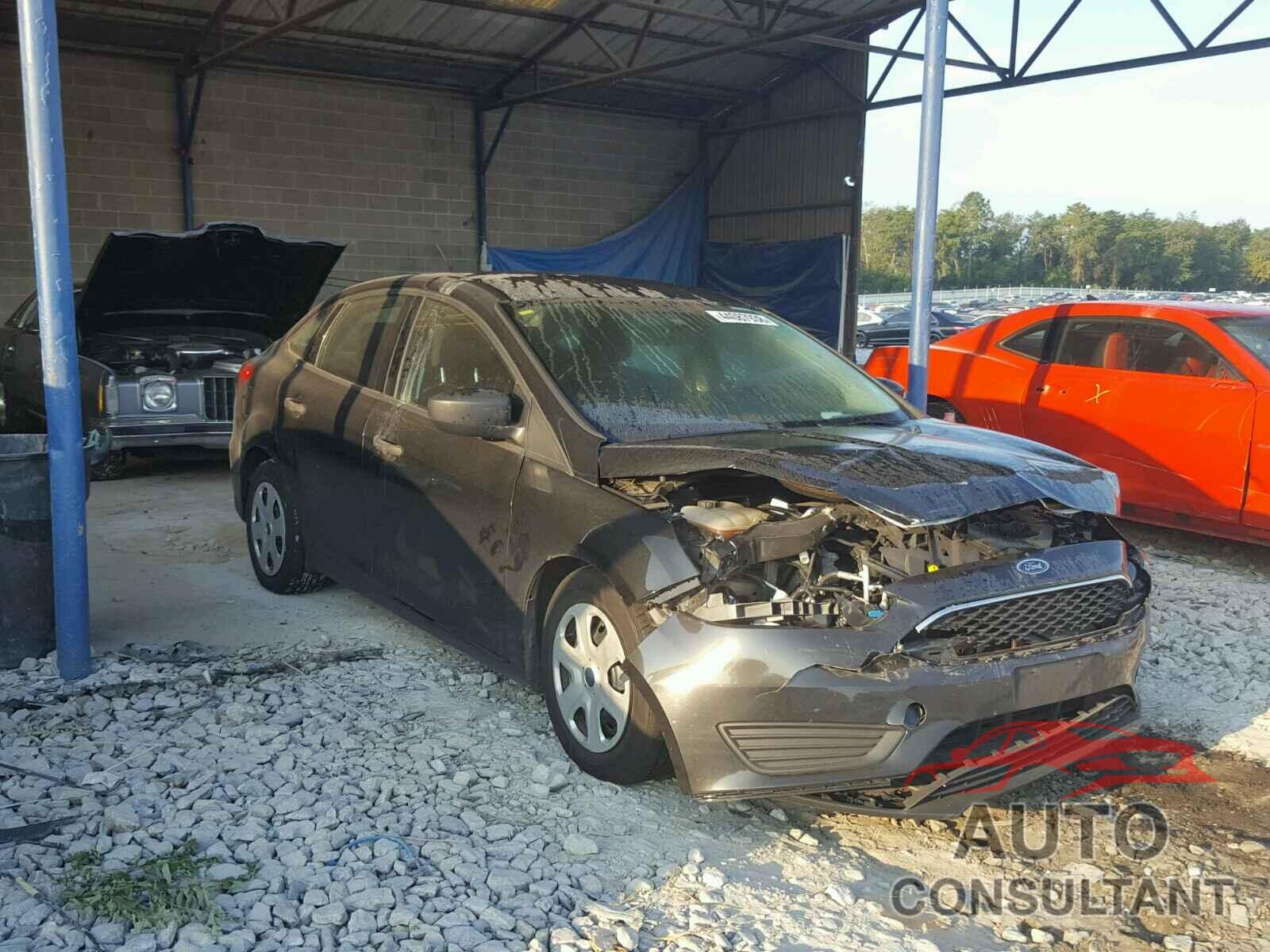FORD FOCUS 2015 - 1FADP3E25FL311073