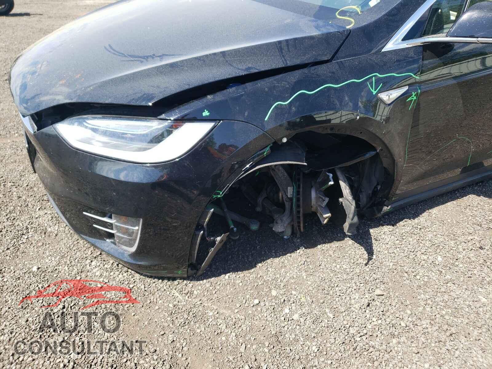 TESLA MODEL X 2016 - 5YJXCBE2XGF005097