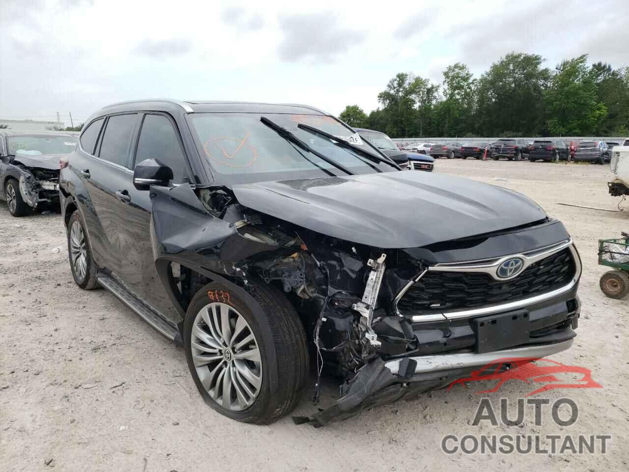 TOYOTA HIGHLANDER 2021 - 5TDFARAH6MS009191