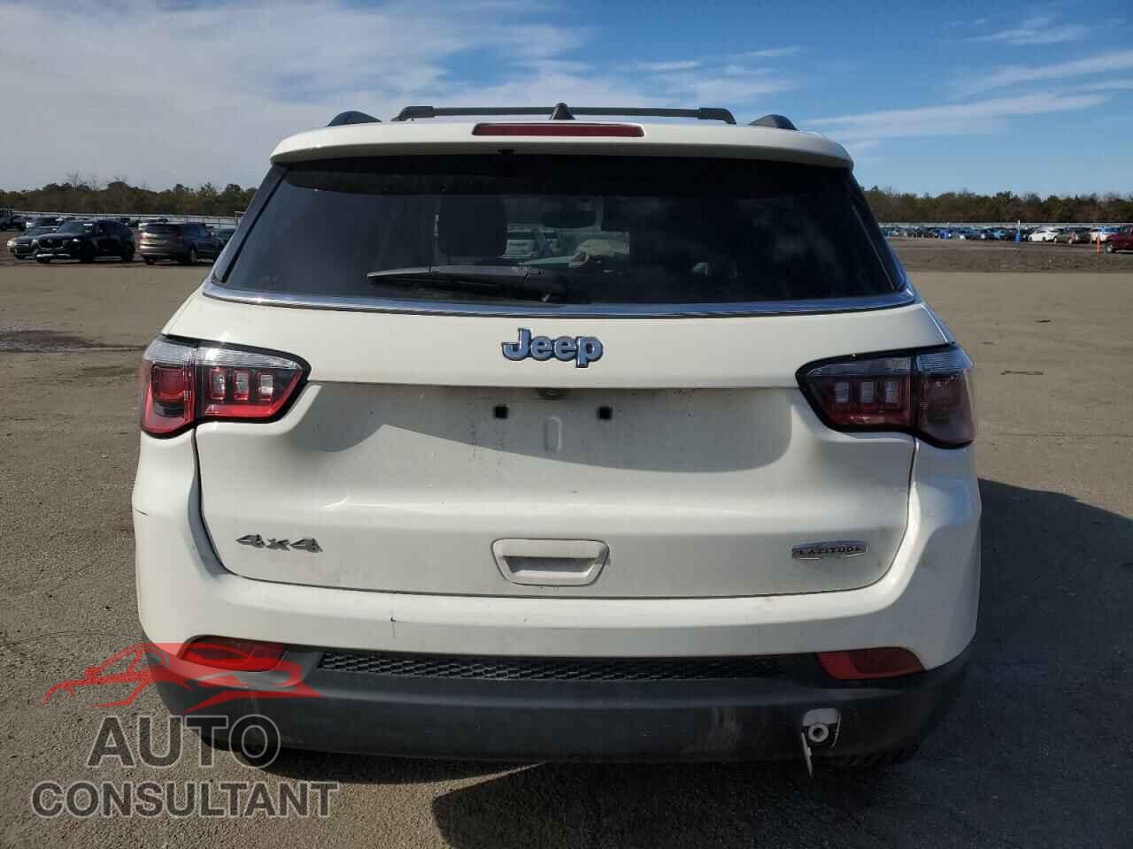 JEEP COMPASS 2018 - 3C4NJDBB1JT435946