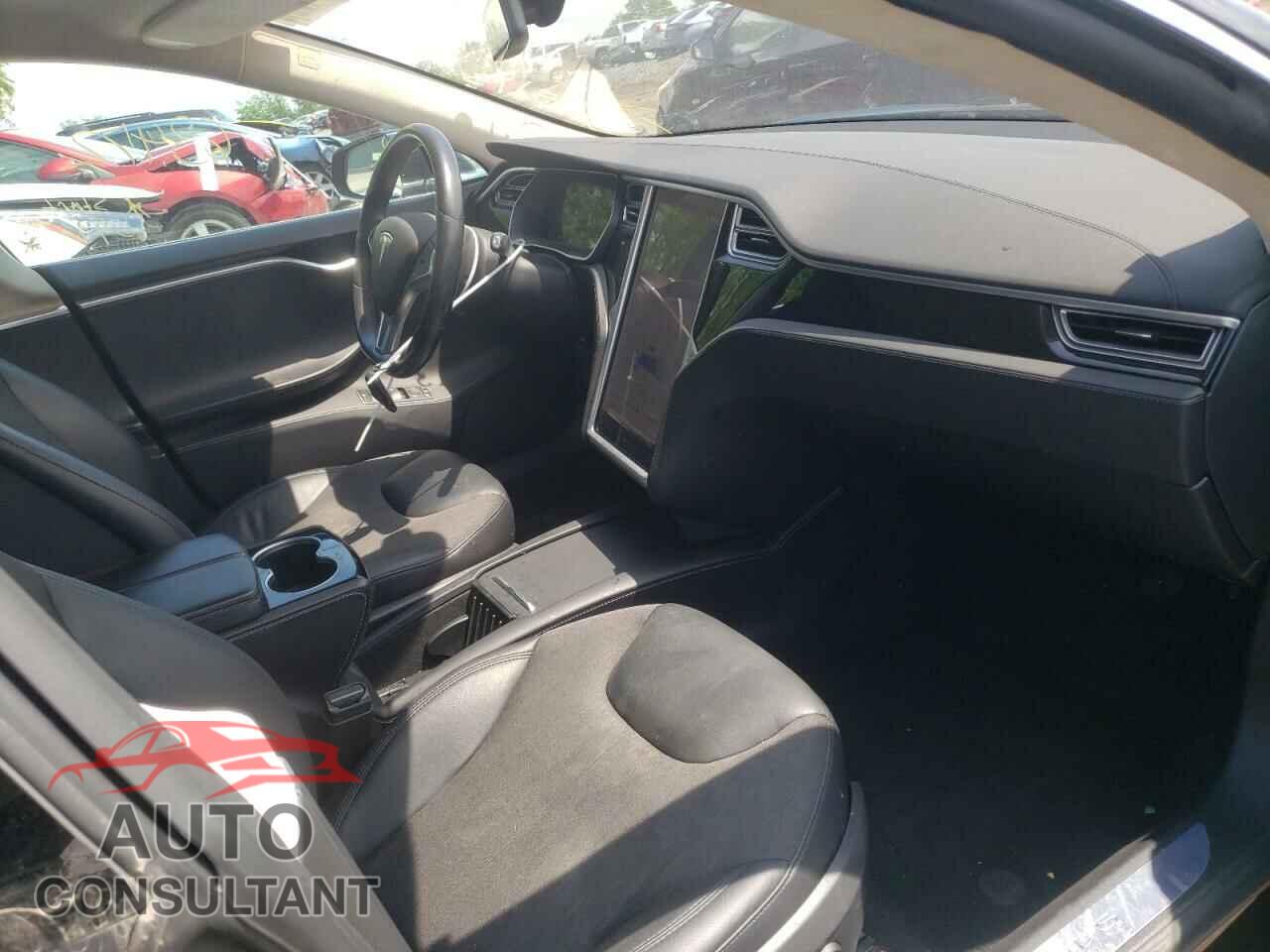 TESLA MODEL S 2016 - 5YJSA1E11GF134587