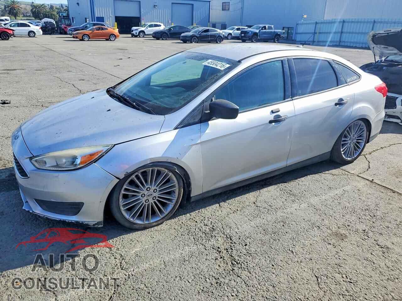 FORD FOCUS 2016 - 1FADP3E27GL246826