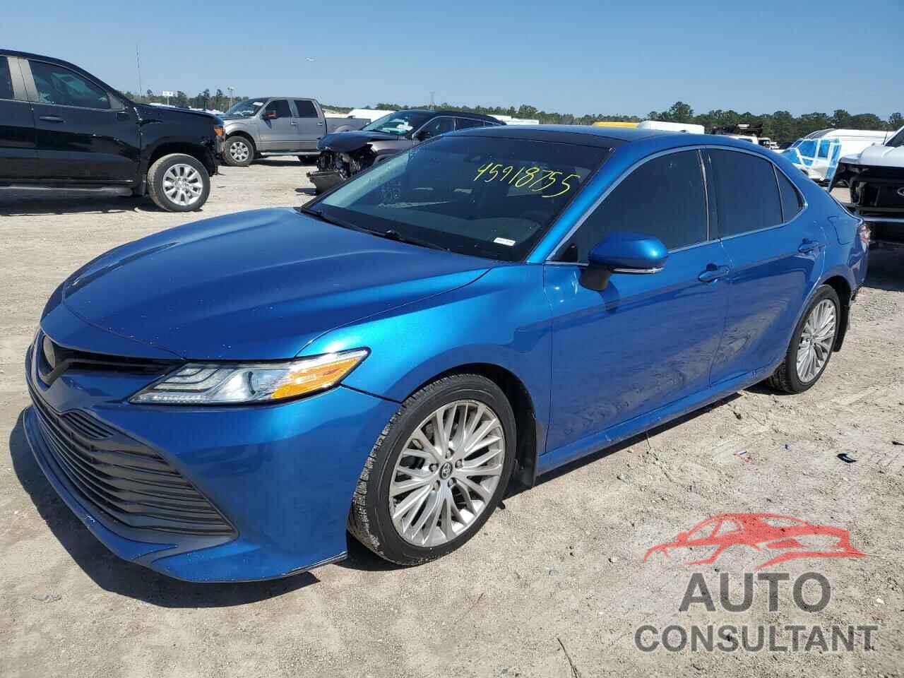TOYOTA CAMRY 2019 - 4T1B11HK1KU295019