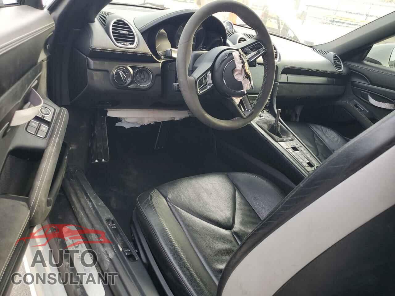 PORSCHE BOXSTER 2021 - WP0CC2A85MS240854