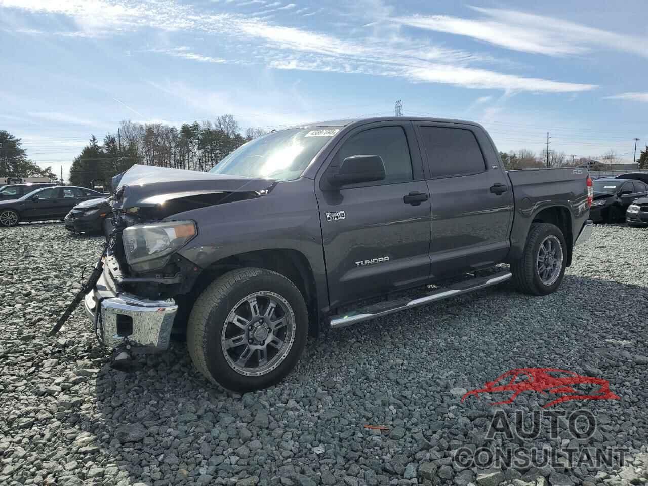 TOYOTA TUNDRA 2018 - 5TFDW5F1XJX705362