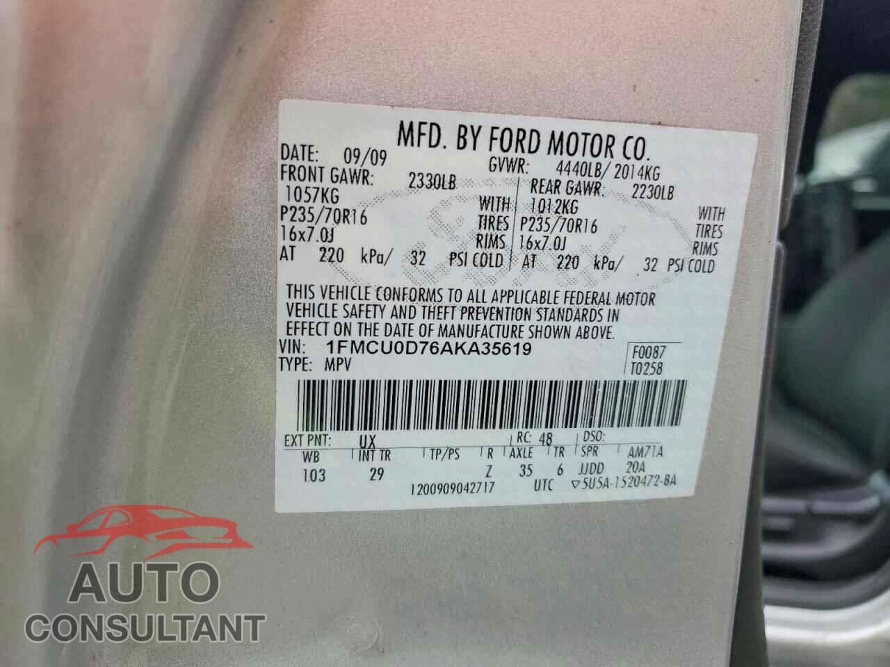 FORD ESCAPE 2010 - 1FMCU0D76AKA35619