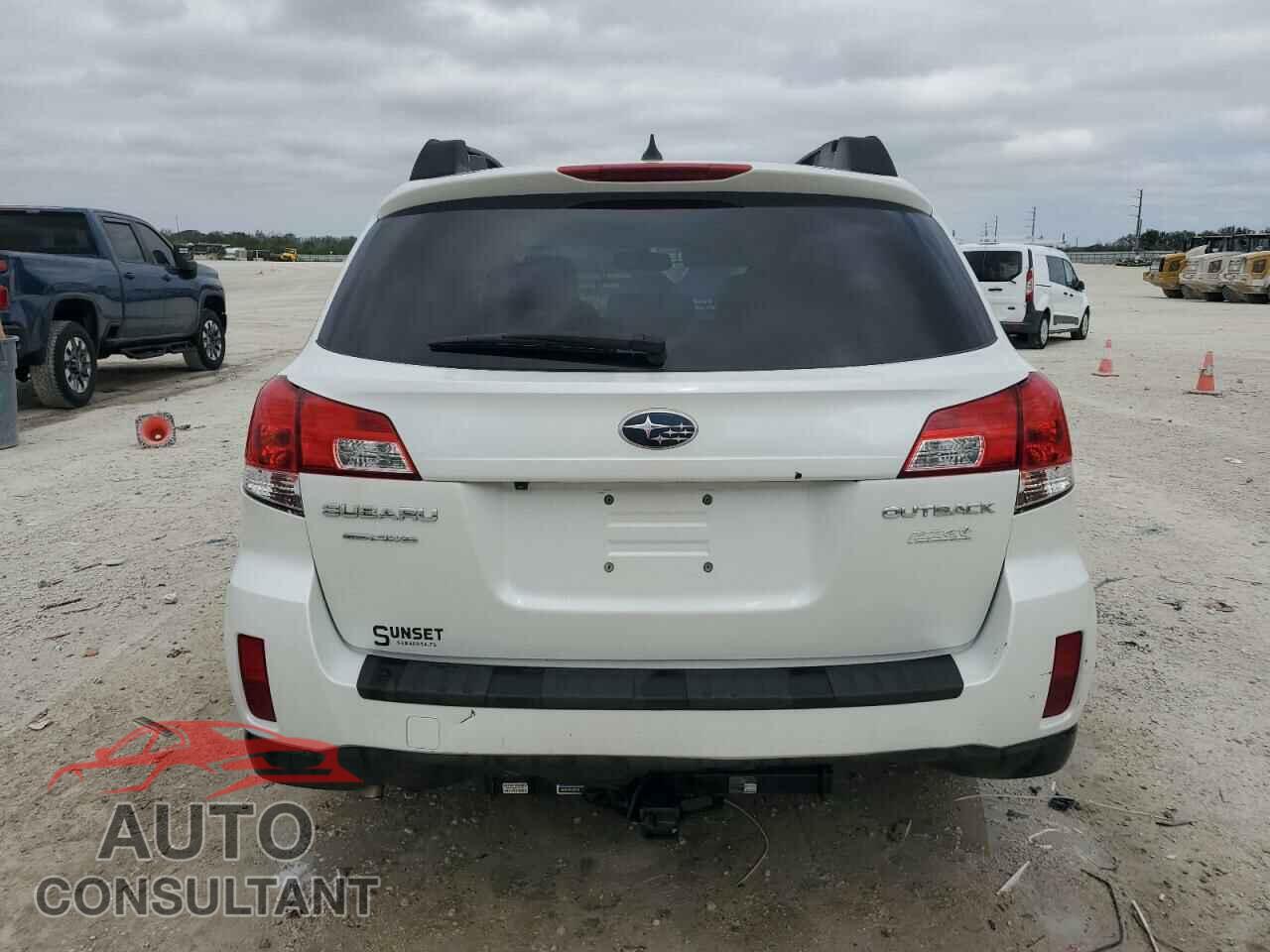 SUBARU OUTBACK 2014 - 4S4BRBLC8E3208841