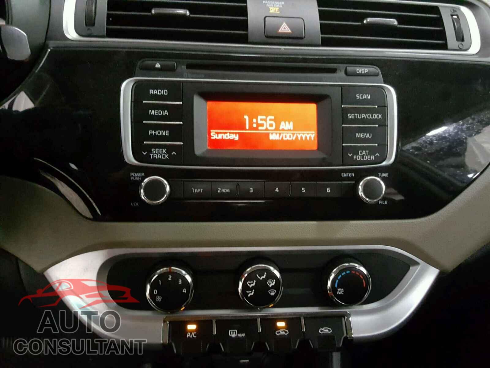 KIA RIO 2016 - KNADM4A36G6554332