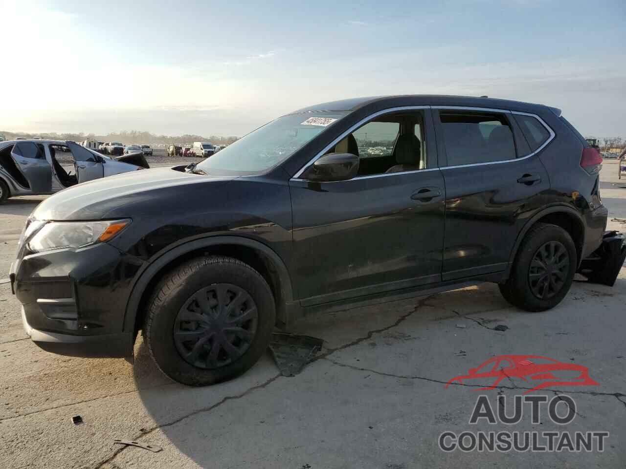 NISSAN ROGUE 2018 - 5N1AT2MV9JC768763