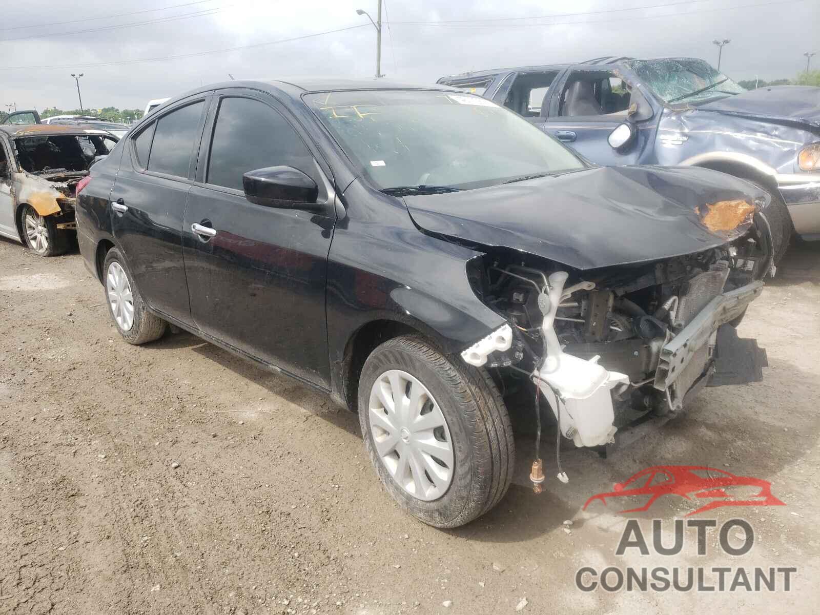 NISSAN VERSA 2019 - 3N1CN7APXKL849998