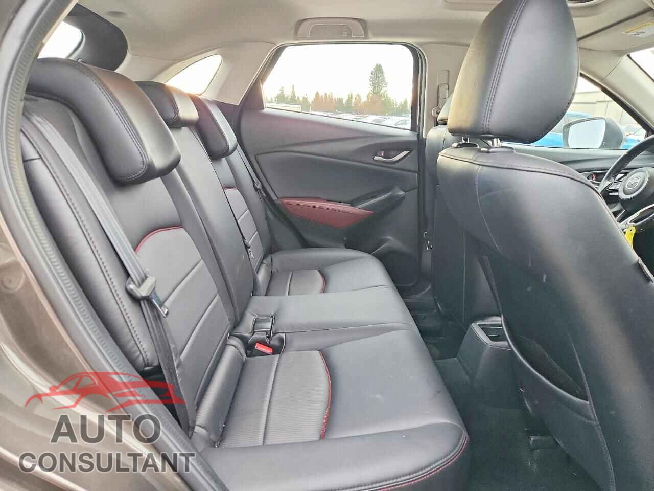 MAZDA CX-3 2018 - JM1DKFC75J0302862