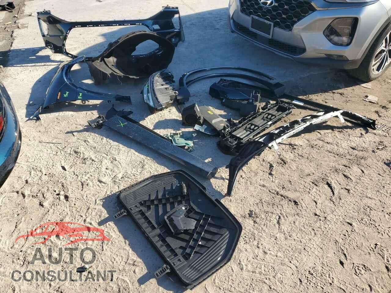 AUDI E-TRON 2023 - WA1AAAGE0PB011503