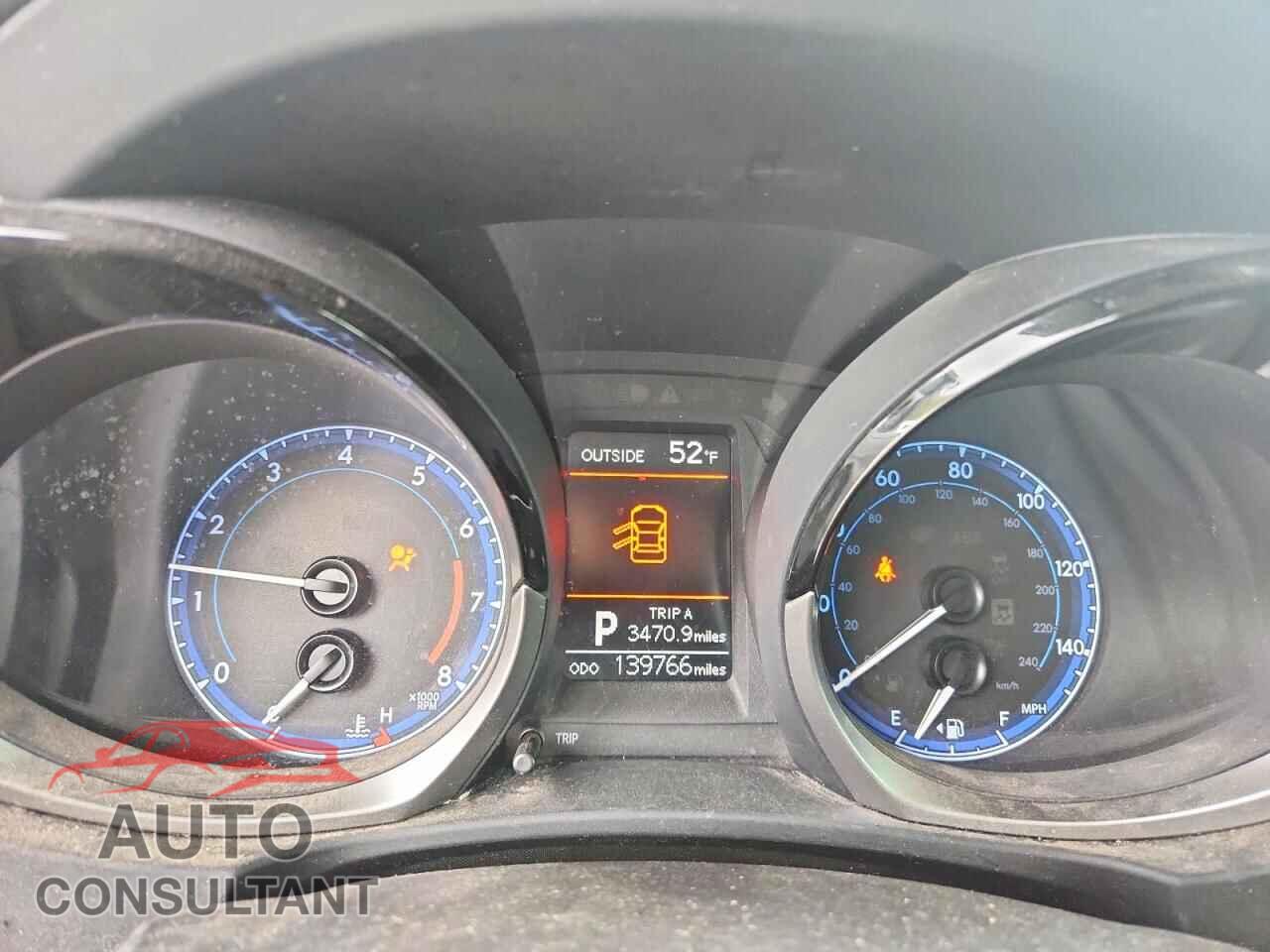 TOYOTA COROLLA 2015 - 2T1BURHE4FC247361