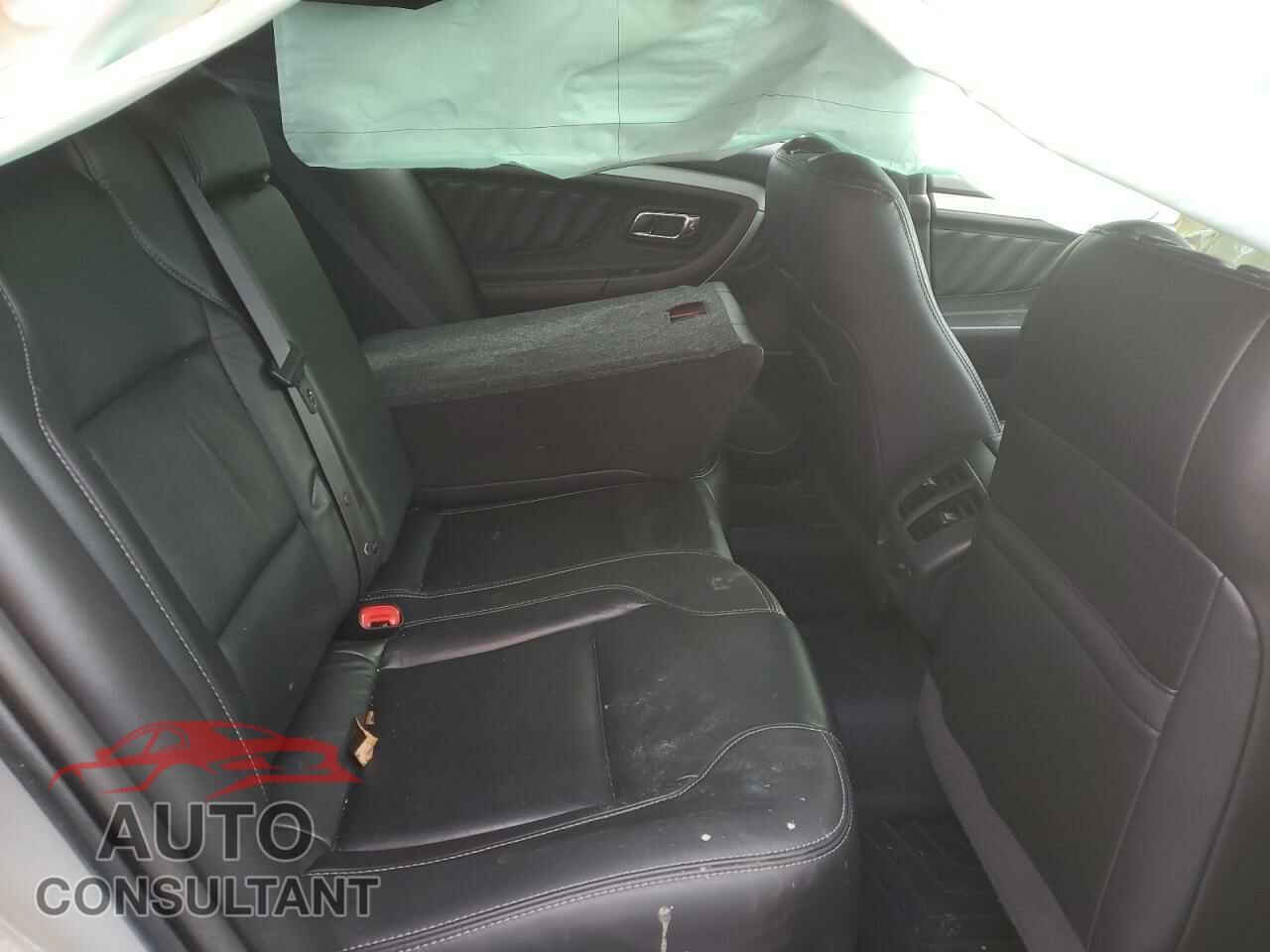 FORD TAURUS 2014 - 1FAHP2E82EG140564