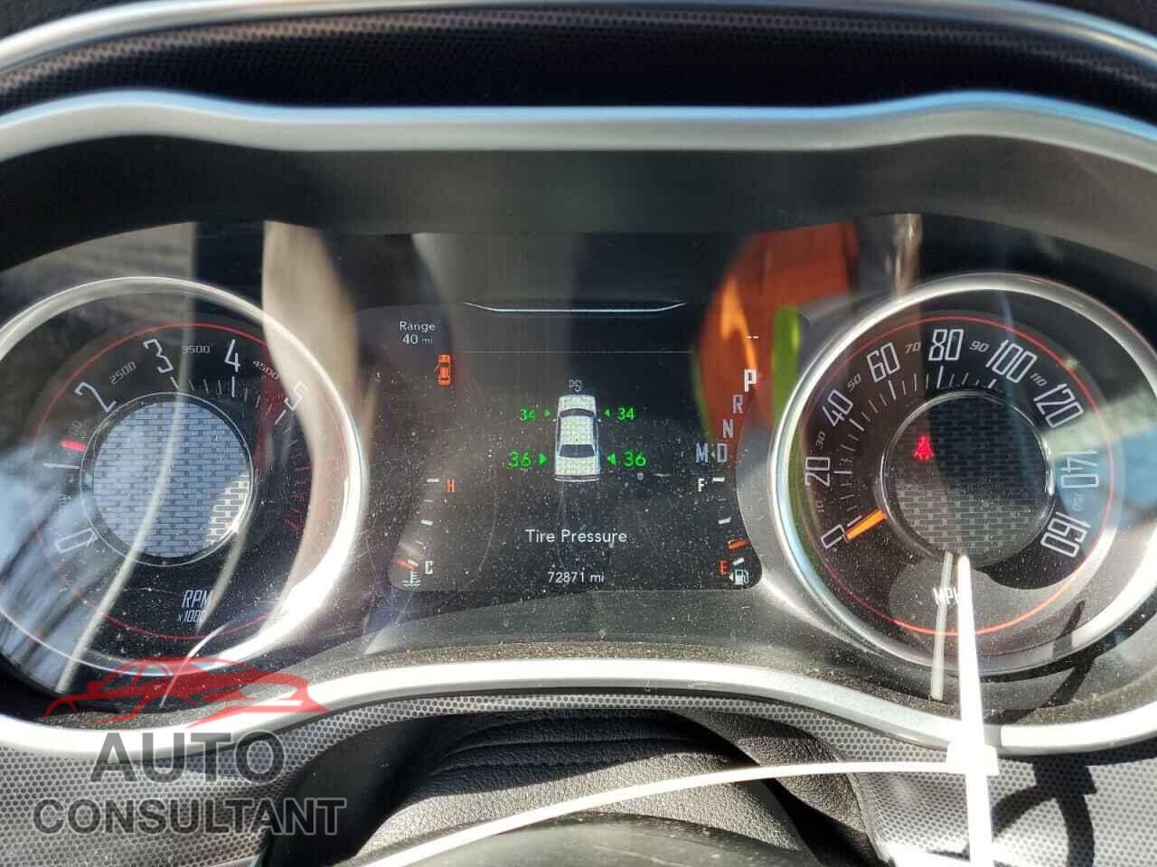 DODGE CHALLENGER 2018 - 2C3CDZBTXJH213021