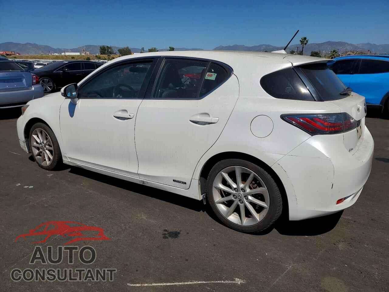 LEXUS CT 200 2011 - JTHKD5BH2B2017658