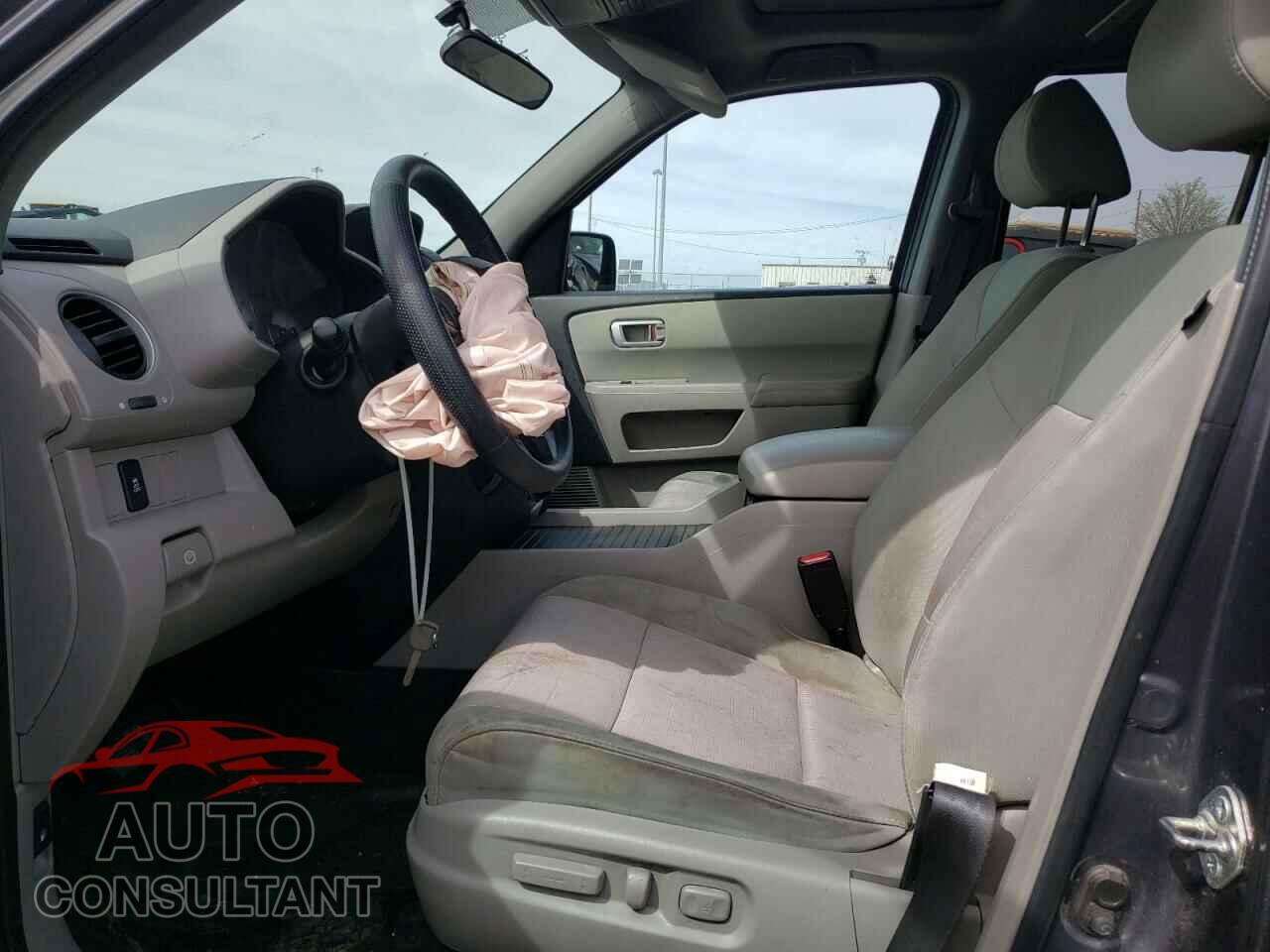 HONDA PILOT 2015 - 5FNYF4H35FB067971