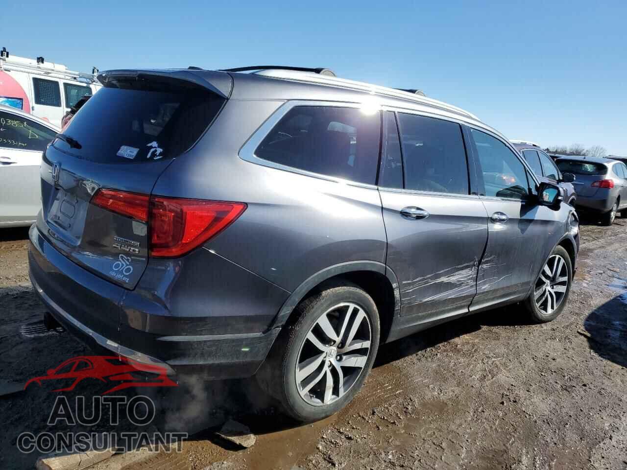 HONDA PILOT 2018 - 5FNYF6H91JB058466