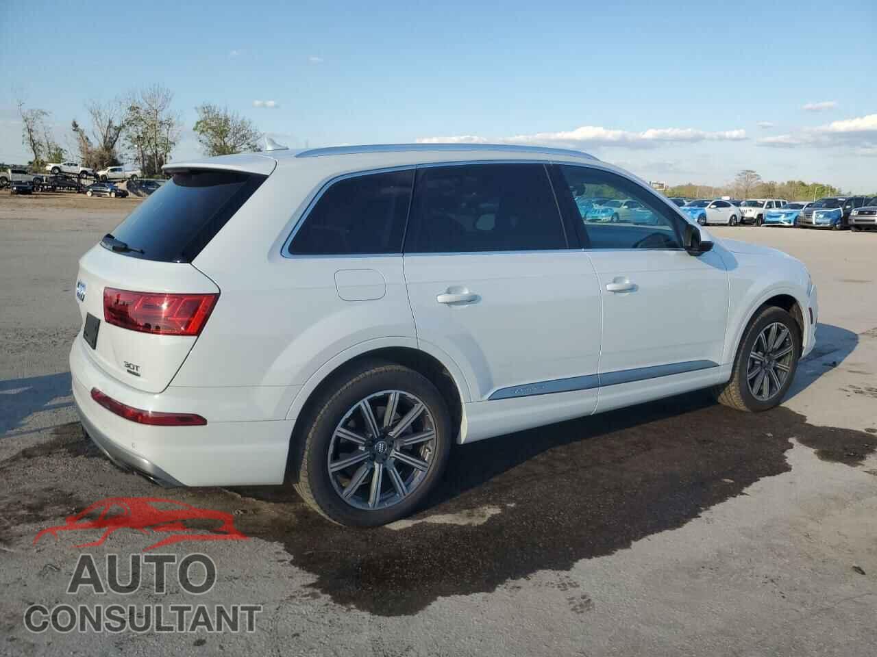 AUDI Q7 2017 - WA1LAAF71HD024116