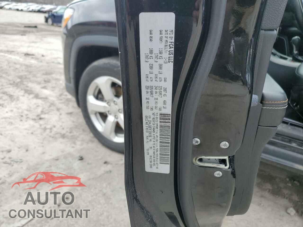 JEEP COMPASS 2019 - 3C4NJDBB7KT690196
