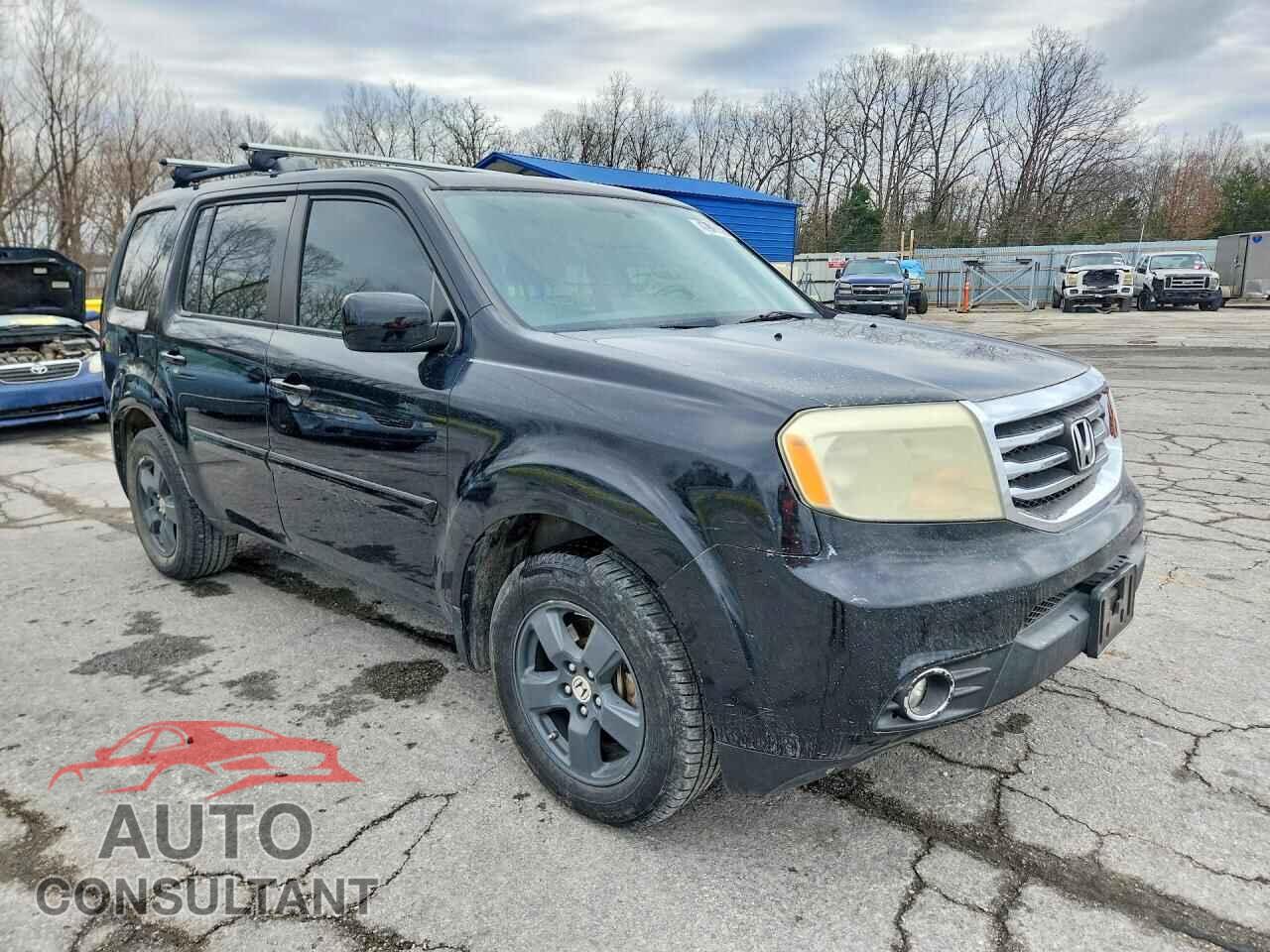 HONDA PILOT 2015 - 5FNYF4H58FB014747