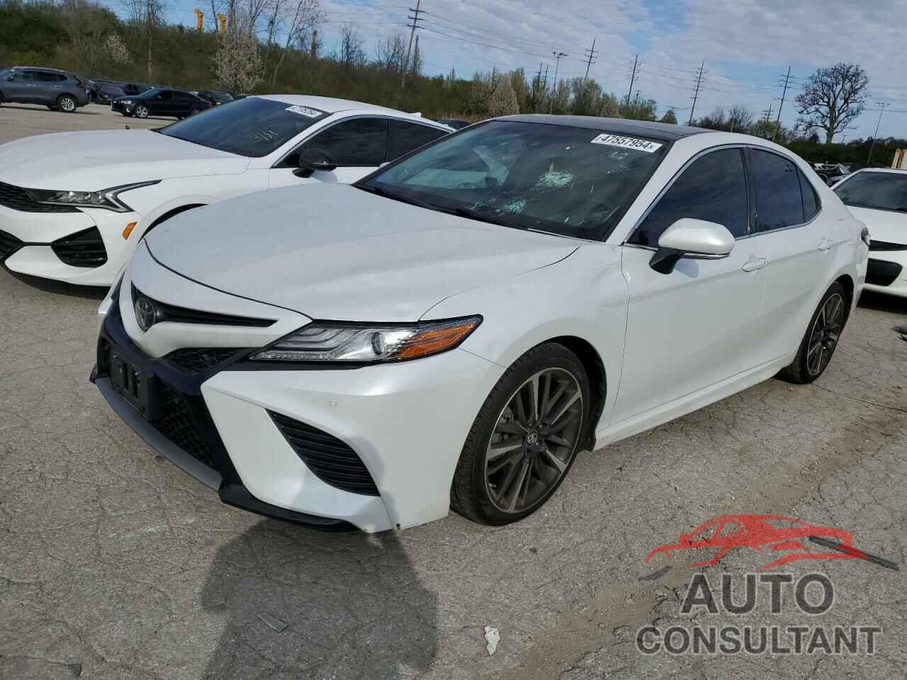 TOYOTA CAMRY 2018 - 4T1BZ1HK1JU012612