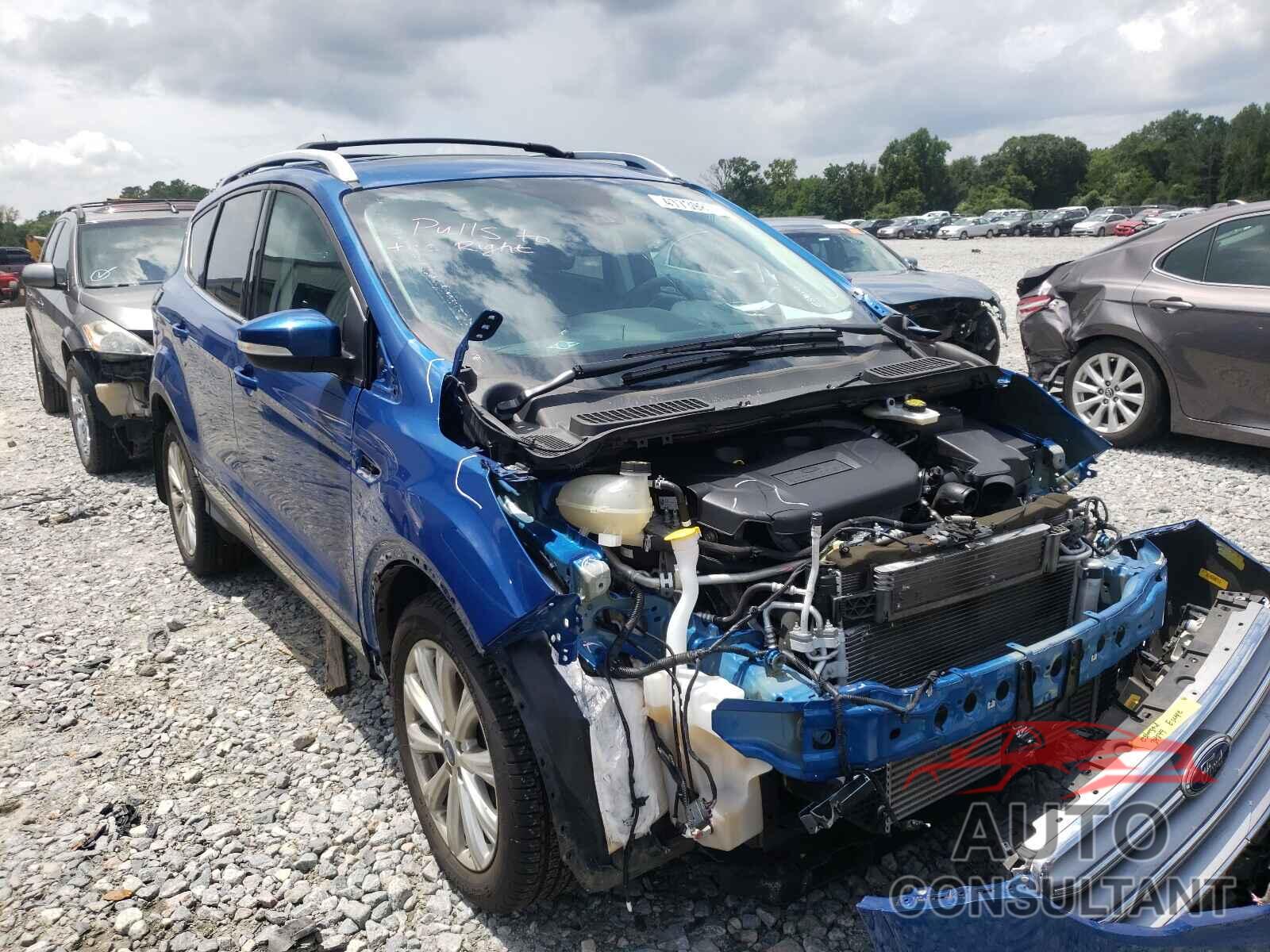 FORD ESCAPE 2017 - 1FMCU9J91HUE19610