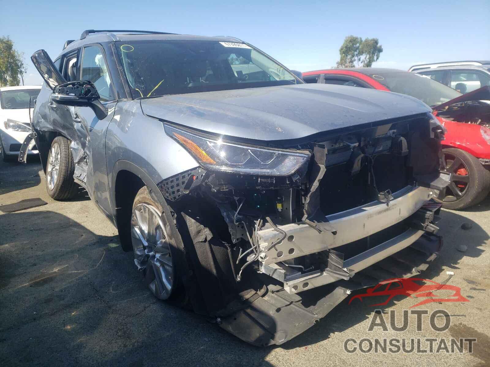 TOYOTA HIGHLANDER 2020 - 5TDDZRBH7LS004935