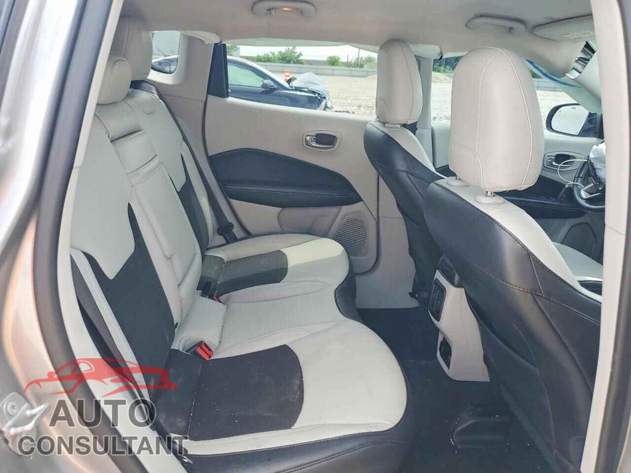 JEEP COMPASS 2019 - 3C4NJCBB6KT801220