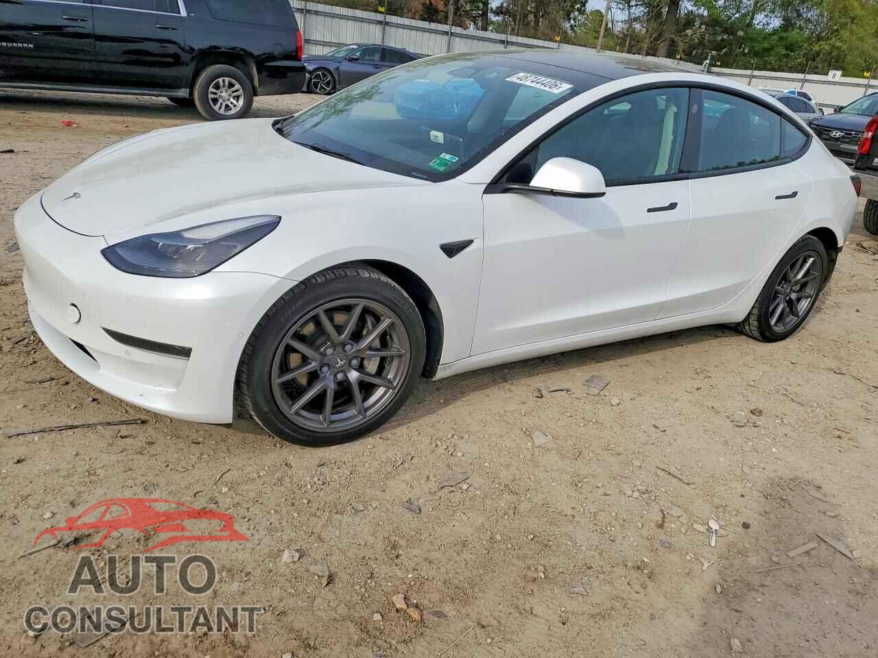 TESLA MODEL 3 2022 - 5YJ3E1EA4NF230638