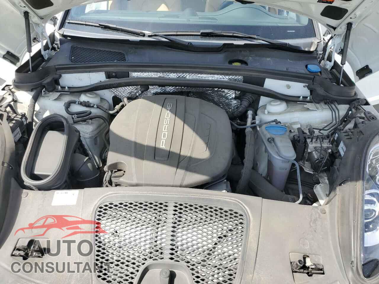 PORSCHE MACAN 2018 - WP1AA2A56JLB15675