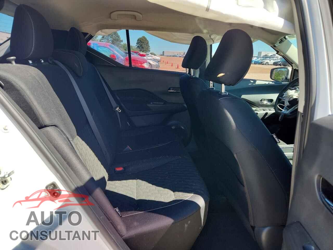 NISSAN KICKS 2021 - 3N1CP5CVXML559936