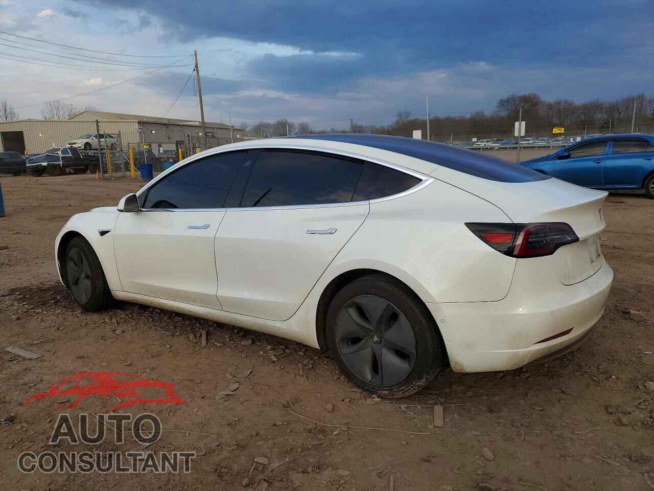 TESLA MODEL 3 2018 - 5YJ3E1EB7JF073853