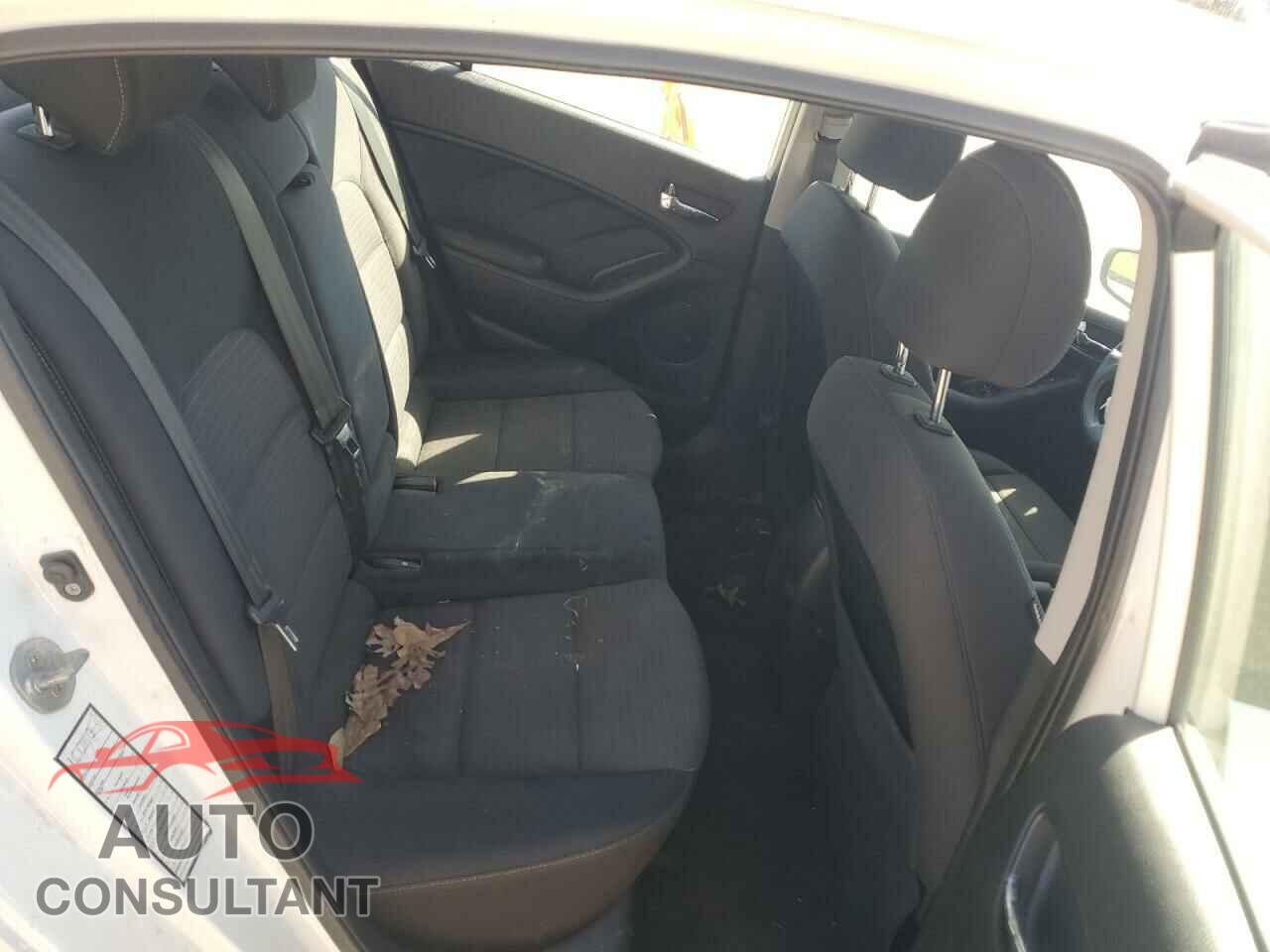 KIA FORTE 2014 - KNAFX4A68E5127327