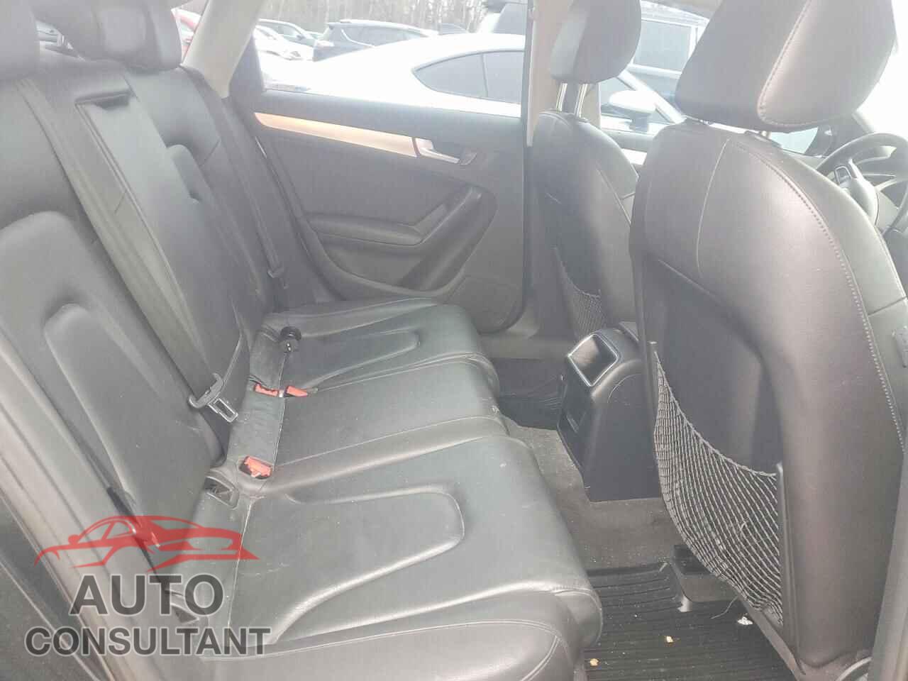 AUDI A4 2011 - WAUDFCFL2BN021437