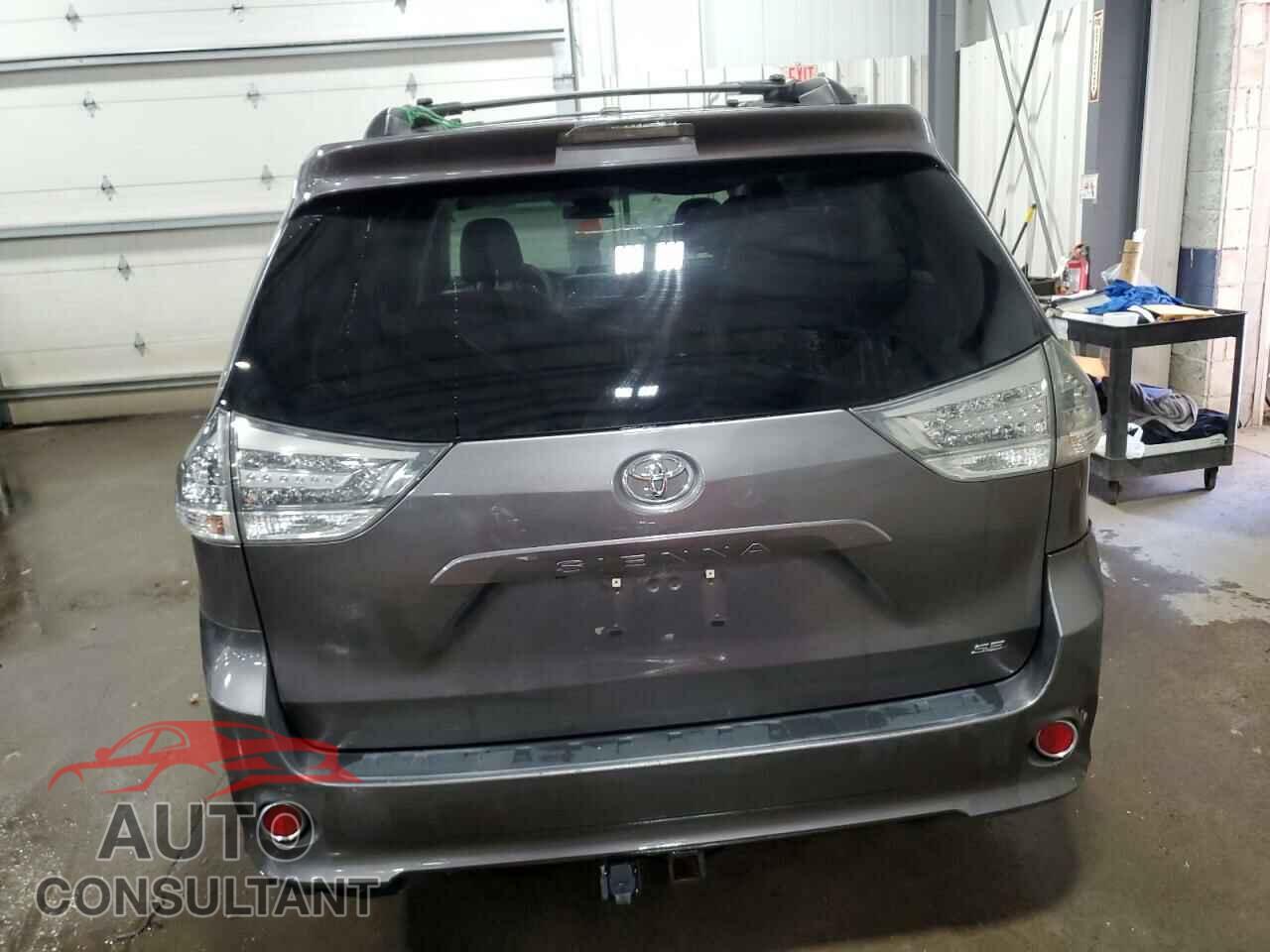 TOYOTA SIENNA 2011 - 5TDXK3DC3BS073488