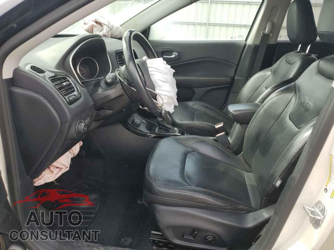 JEEP COMPASS 2018 - 3C4NJDCB7JT202071