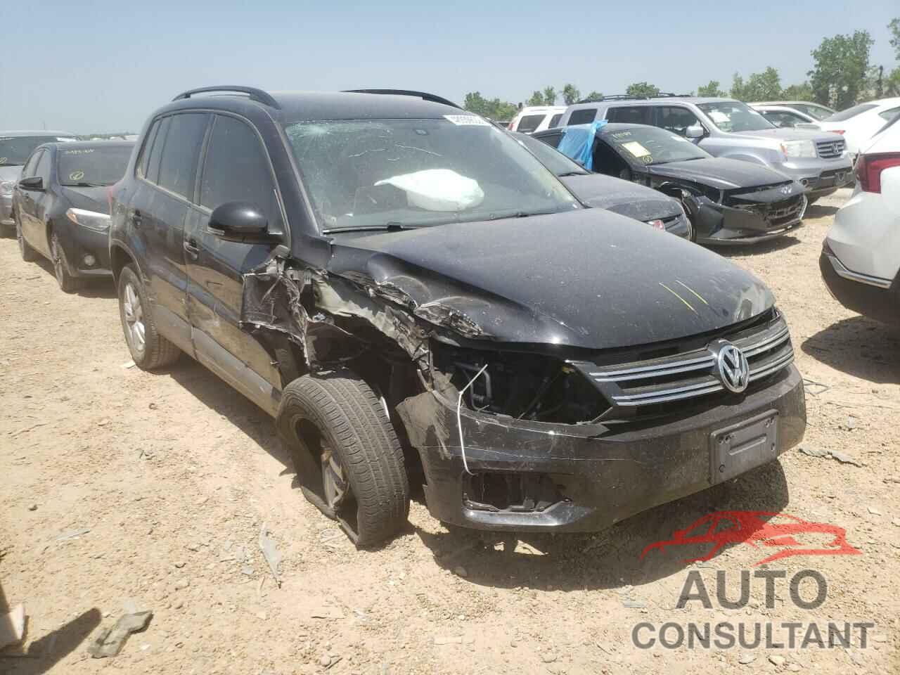 VOLKSWAGEN TIGUAN 2017 - WVGAV7AX8HW510238